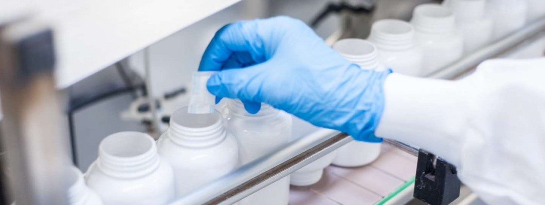 Mik a táplálék-kiegészítő dobozokban található Agelessa, szárító és faszén csomagocskák?